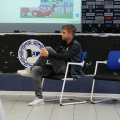 Profi-Besuch bei FFIT DSC Arminia Bielefeld 2